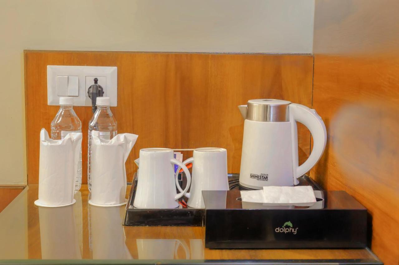 Hotel Hira Inn-10Mins From Railway Station & Bus Station อัลลอฮาบาด ภายนอก รูปภาพ